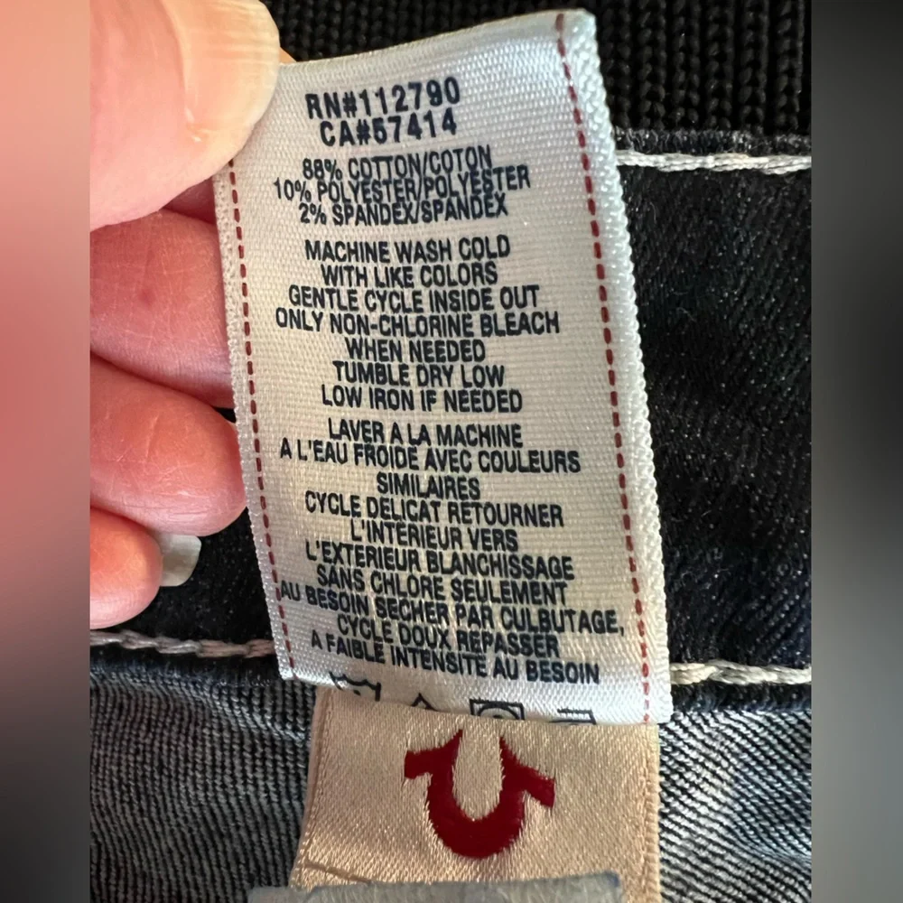 TRUE RELIGION NWOT‎ STRAIGHT LEG DARK BLUE JEANS COMFY STRETCH